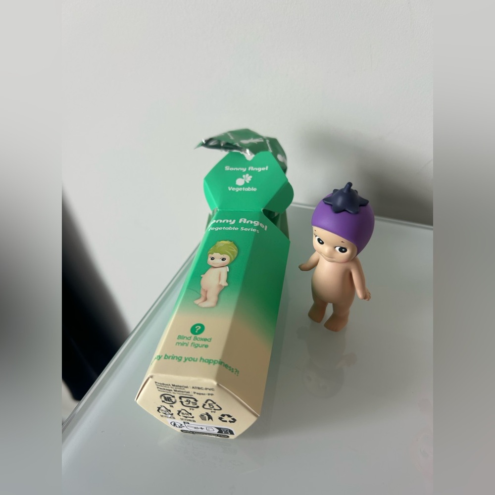 Viral Sonny Angel Eggplant Vegetable Series Figure